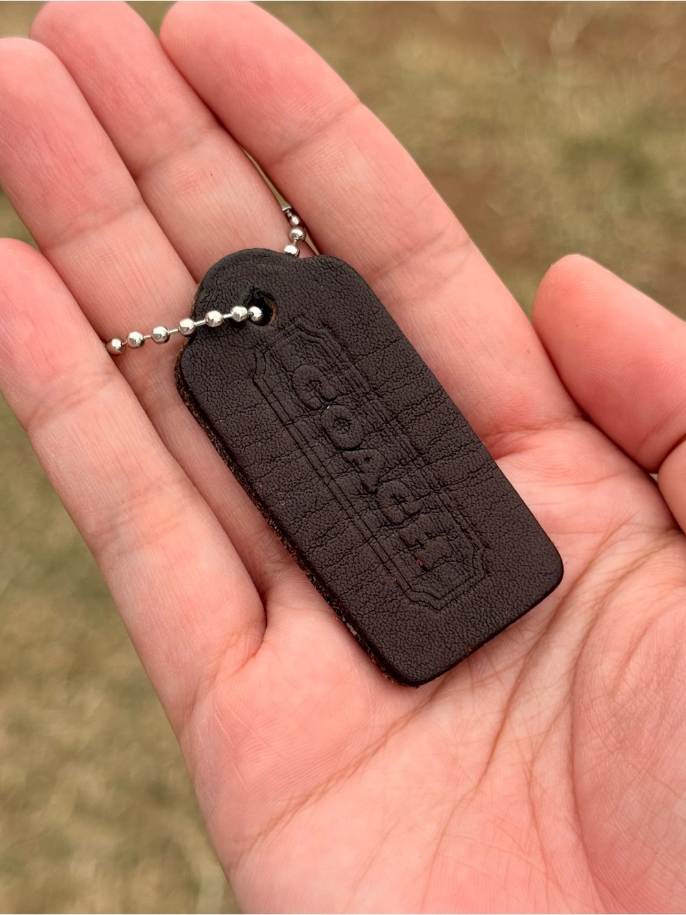 2.25" Medium Vintage Coach Leather Key Fob Bag Charm Keychain Hang Tag/Hangtag - Picture 3 of 4